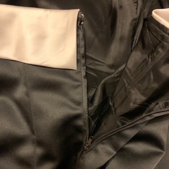 Womens Floor Length Evening Dress - Picture 4 of 5